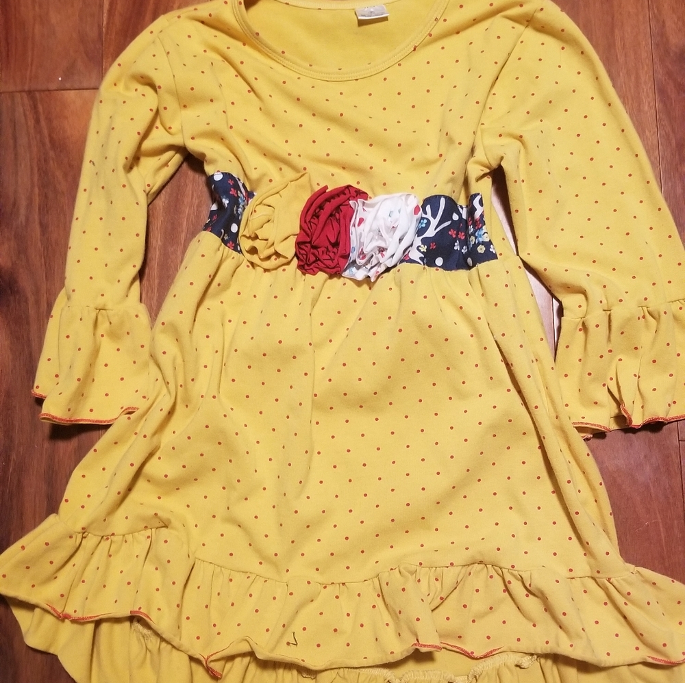 Girls dress